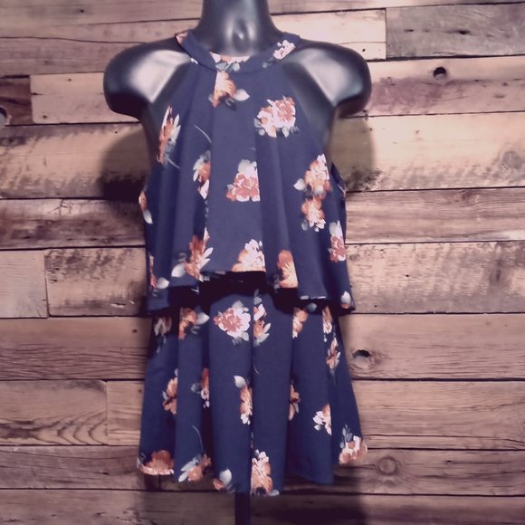NWT Listicle Romper Womens Size Medium Lined Polyester Breathable Halter Blue Fl - Picture 1 of 9
